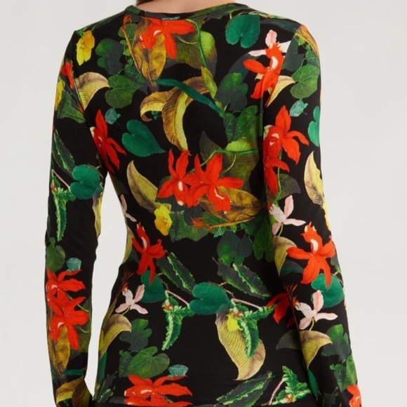 Unworn Alice + Olivia Delaina Floral Tropical Long Sleeve Top - Picture 3 of 9